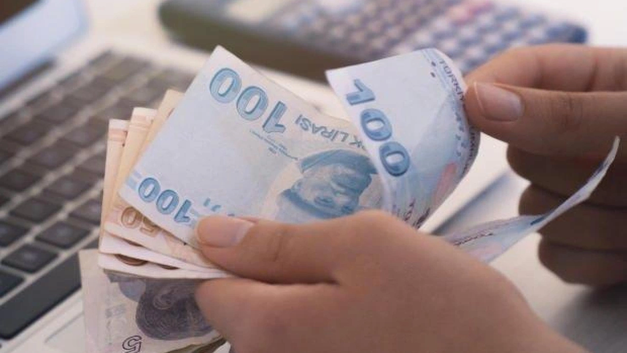 2026 Emekli Maaş Zammı Hesaplandı: En Düşük Emekli Maaşı Ne Kadar Olacak?